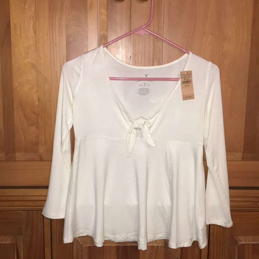 American Eagle soft & sexy cream top XXS
NWT